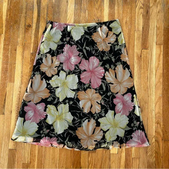 Cleo Floral A-Line Skirt - Black, Pink, Yellow - Picture 2 of 5
